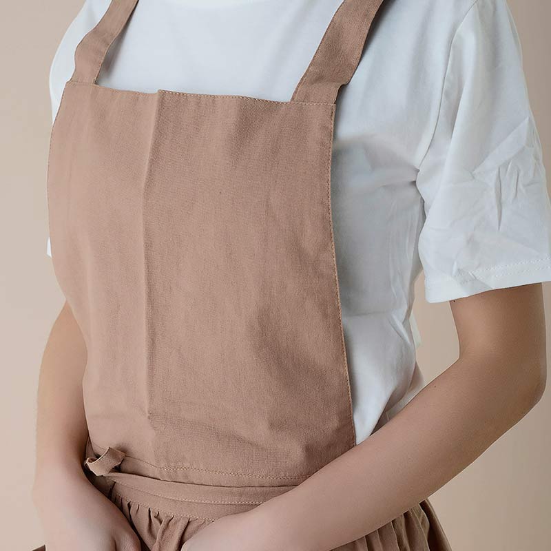 Skanto | Waterproof Cotton Apron with Handy Pockets - ChefMate