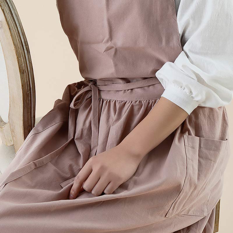 Skanto | Waterproof Cotton Apron with Handy Pockets - ChefMate