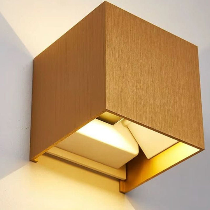 Outdoor Cube LED Wall Light (Up & Down)