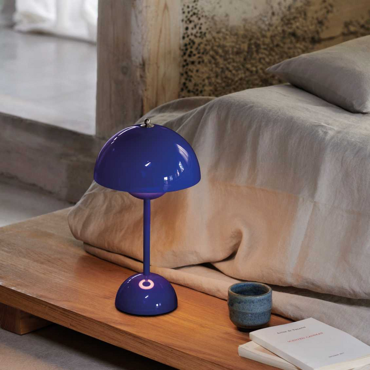Lunarglo | LED table lamp | Kalsten