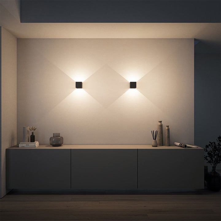 LumiGuard - LED wall lamp with warm light | Kalsten